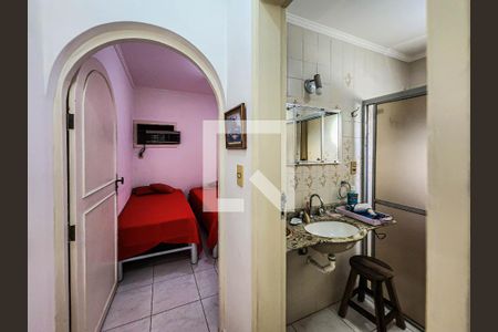 Corredor de apartamento para alugar com 3 quartos, 96m² em Jardim Tres Marias, Guarujá