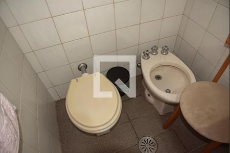 Apartamento à venda com 136m², 3 quartos e 2 vagasBanheiro da Suíte