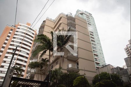 Apartamento à venda com 136m², 3 quartos e 2 vagasFachada