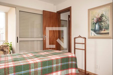 Apartamento à venda com 136m², 3 quartos e 2 vagasSuíte