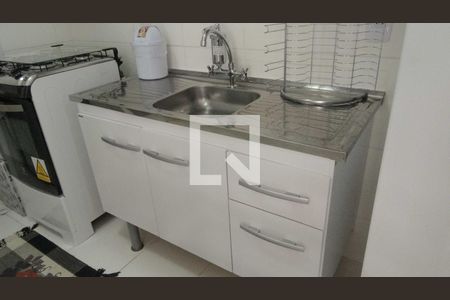 Apartamento à venda com 36m², 2 quartos e 1 vagaCozinha e Área de Serviço