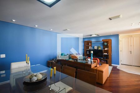 Apartamento à venda com 160m², 3 quartos e 2 vagasSala