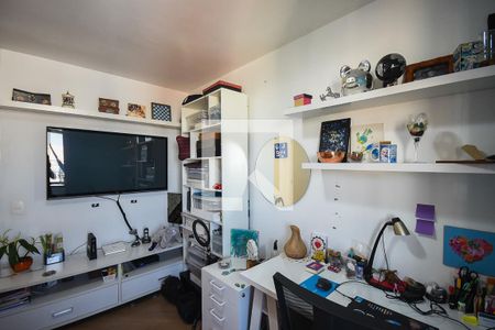 Apartamento à venda com 160m², 3 quartos e 2 vagasQuarto