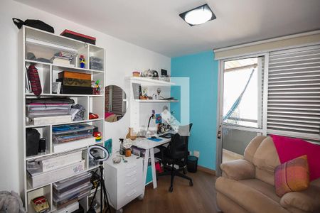 Apartamento à venda com 160m², 3 quartos e 2 vagasQuarto