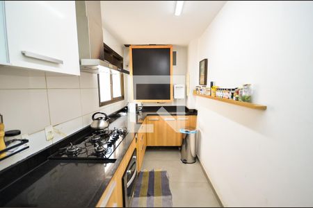 Apartamento à venda com 215m², 2 quartos e 2 vagasCozinha