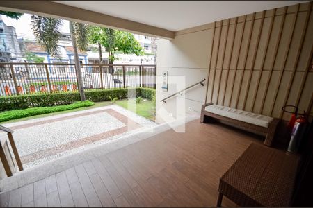 Apartamento à venda com 215m², 2 quartos e 2 vagasHall