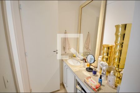 Apartamento à venda com 215m², 2 quartos e 2 vagasLavabo