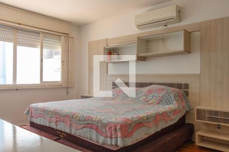 Casa à venda com 200m², 3 quartos e 2 vagasSuíte