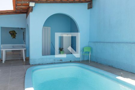 Casa à venda com 200m², 3 quartos e 2 vagasÁrea comum - Piscina