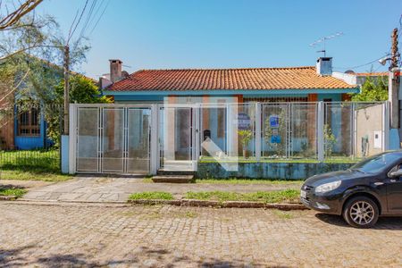 Casa à venda com 200m², 3 quartos e 2 vagasFachada