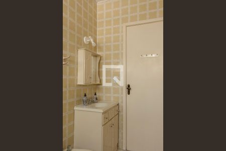 Casa à venda com 200m², 3 quartos e 2 vagasBanheiro da Suíte