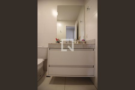 Apartamento para alugar com 94m², 3 quartos e 2 vagasBanheiro Social