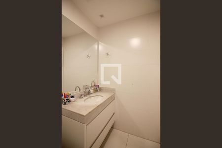 Apartamento para alugar com 94m², 3 quartos e 2 vagasBanheiro Social