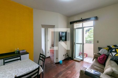 Sala de apartamento para alugar com 2 quartos, 52m² em Nova Suíça, Belo Horizonte