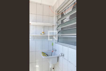 Apartamento para alugar com 68m², 2 quartos e 1 vagaÁrea de Serviço
