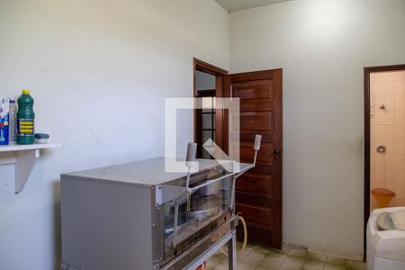 Casa à venda com 180m², 3 quartos e 2 vagasLavanderia