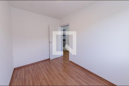 Quarto 1 de apartamento para alugar com 2 quartos, 52m² em Buritis, Belo Horizonte