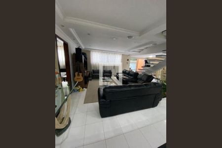 Casa à venda com 4 quartos, 350m² em Vila Rosalia, Guarulhos