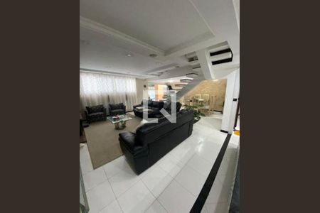 Casa à venda com 4 quartos, 350m² em Vila Rosalia, Guarulhos