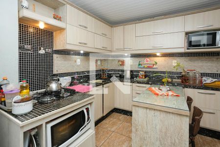 Cozinha de apartamento à venda com 3 quartos, 100m² em Morro Santana, Porto Alegre