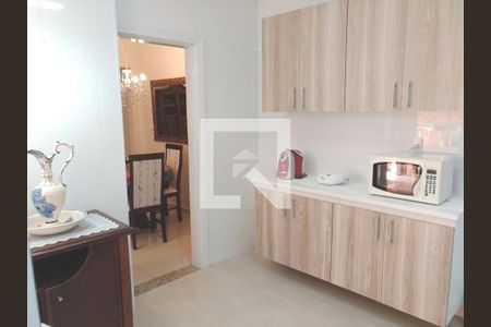 Casa à venda com 155m², 3 quartos e 3 vagas