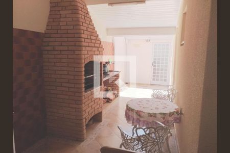 Casa à venda com 155m², 3 quartos e 3 vagas