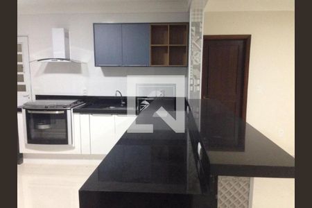 Casa à venda com 3 quartos, 170m² em Nova Campinas, Campinas