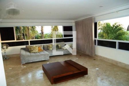 Casa à venda com 4 quartos, 601m² em Conjunto Habitacional Vila Santana (Sousas), Campinas