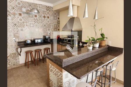 Casa à venda com 284m², 3 quartos e 4 vagas