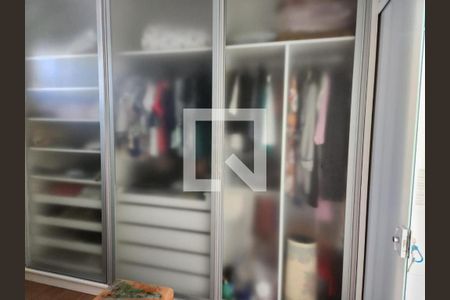 Casa à venda com 284m², 3 quartos e 4 vagas