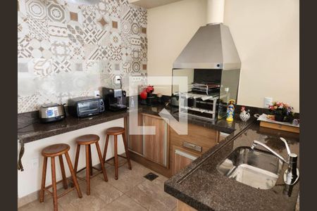 Casa à venda com 284m², 3 quartos e 4 vagas