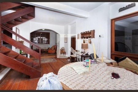 Casa para alugar com 3 quartos, 160m² em Moinhos de Vento, Porto Alegre