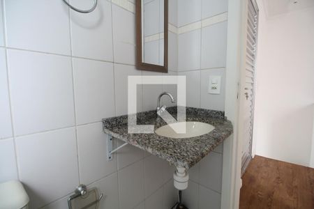 Banheiro da Suíte 1 de casa de condomínio para alugar com 3 quartos, 100m² em Vila São José (ipiranga), São Paulo