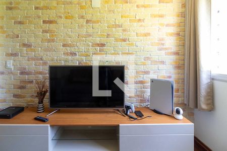 Sala de apartamento à venda com 3 quartos, 75m² em Jardim Peri Peri, São Paulo