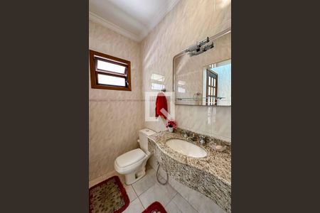 Casa à venda com 420m², 4 quartos e 4 vagasBanheiro 5