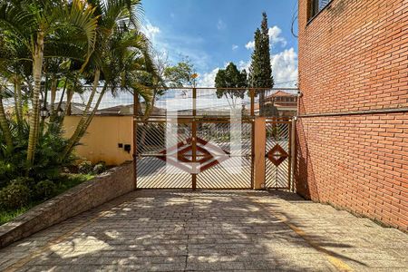 Casa à venda com 420m², 4 quartos e 4 vagasGaragem