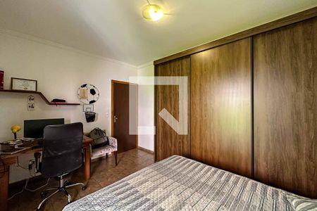 Casa à venda com 420m², 4 quartos e 4 vagasQuarto 4