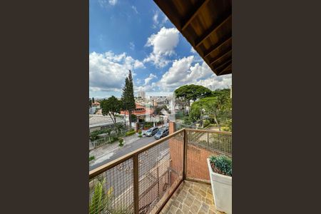 Casa à venda com 420m², 4 quartos e 4 vagasVista