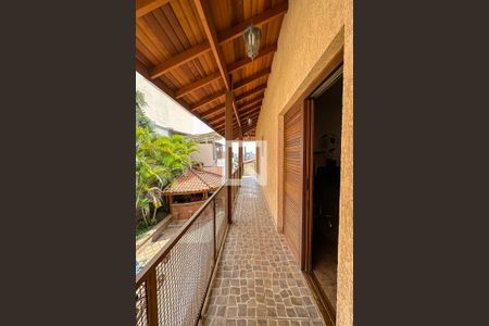 Casa à venda com 420m², 4 quartos e 4 vagasVaranda