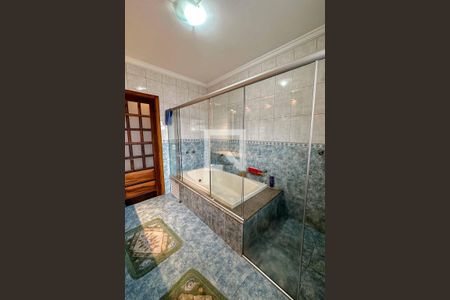 Casa à venda com 420m², 4 quartos e 4 vagasBanheiro 1