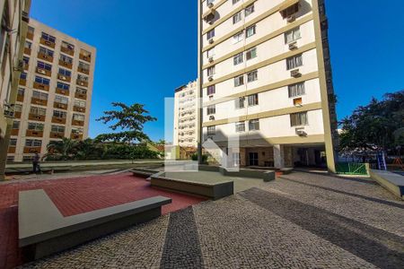 Apartamento à venda com 65m², 2 quartos e 1 vagaÁrea comum - Playground