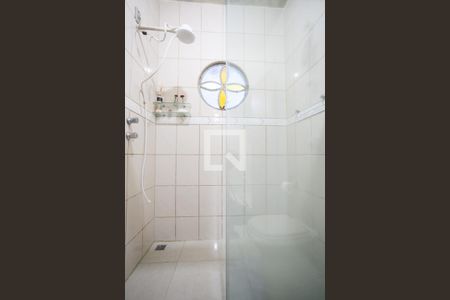 Casa para alugar com 297m², 4 quartos e 6 vagasBanheiro Social