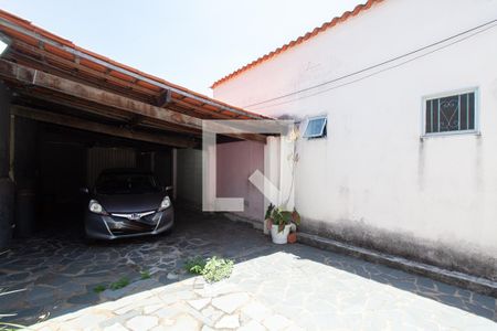Casa para alugar com 297m², 4 quartos e 6 vagasGaragem