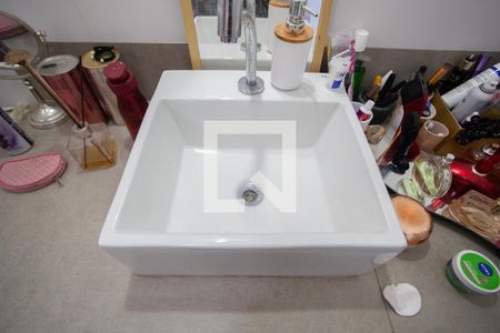 Casa para alugar com 297m², 4 quartos e 6 vagasBanheiro Suíte 1 - 1 andar