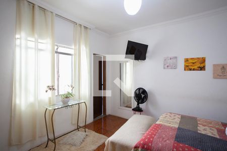 Casa para alugar com 297m², 4 quartos e 6 vagasSuíte 1 - 1 andar