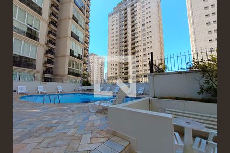 Apartamento à venda com 105m², 3 quartos e 1 vagaÁrea comum - Piscina