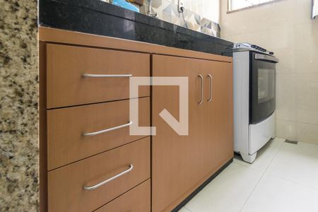 Apartamento à venda com 55m², 1 quarto e 1 vagaCozinha - Armários