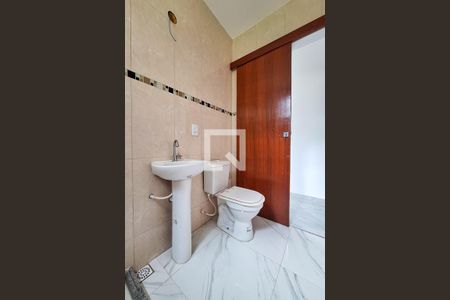 Casa à venda com 357m², 3 quartos e 4 vagasBanheiro social 1