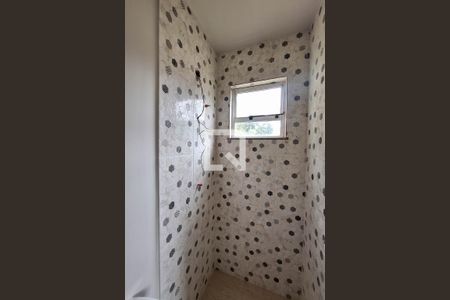 Casa à venda com 357m², 3 quartos e 4 vagasBanheiro da Suíte 2