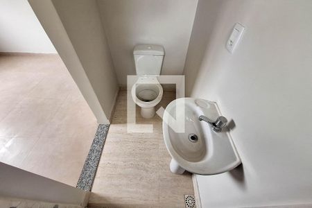 Casa à venda com 357m², 3 quartos e 4 vagasBanheiro da Suíte 2